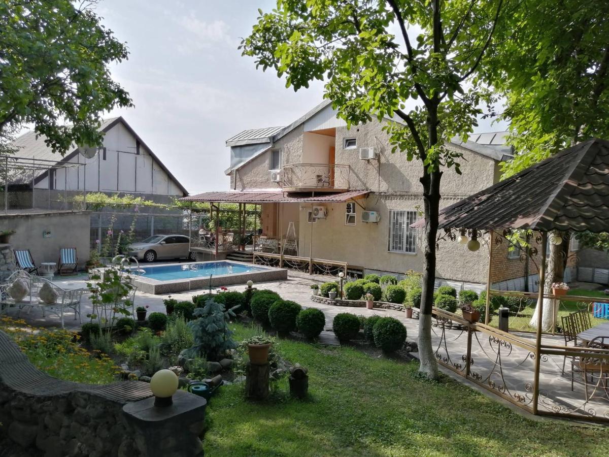 Family Hotel Lago & Wine Cellar Lagodechi Exterior foto