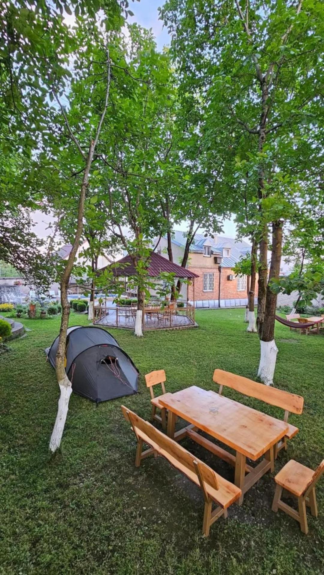Family Hotel Lago & Wine Cellar Lagodechi Exterior foto